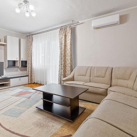 Apartament Helena Oradea Buitenkant foto