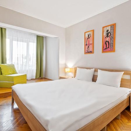 Apartament Helena Oradea Buitenkant foto