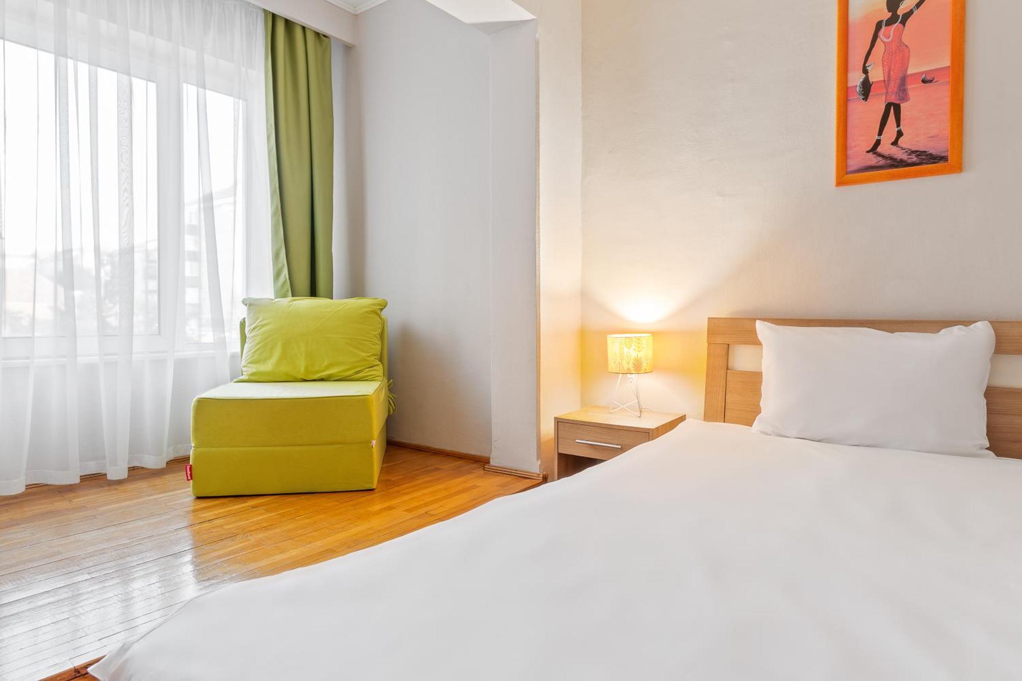 Apartament Helena Oradea Buitenkant foto
