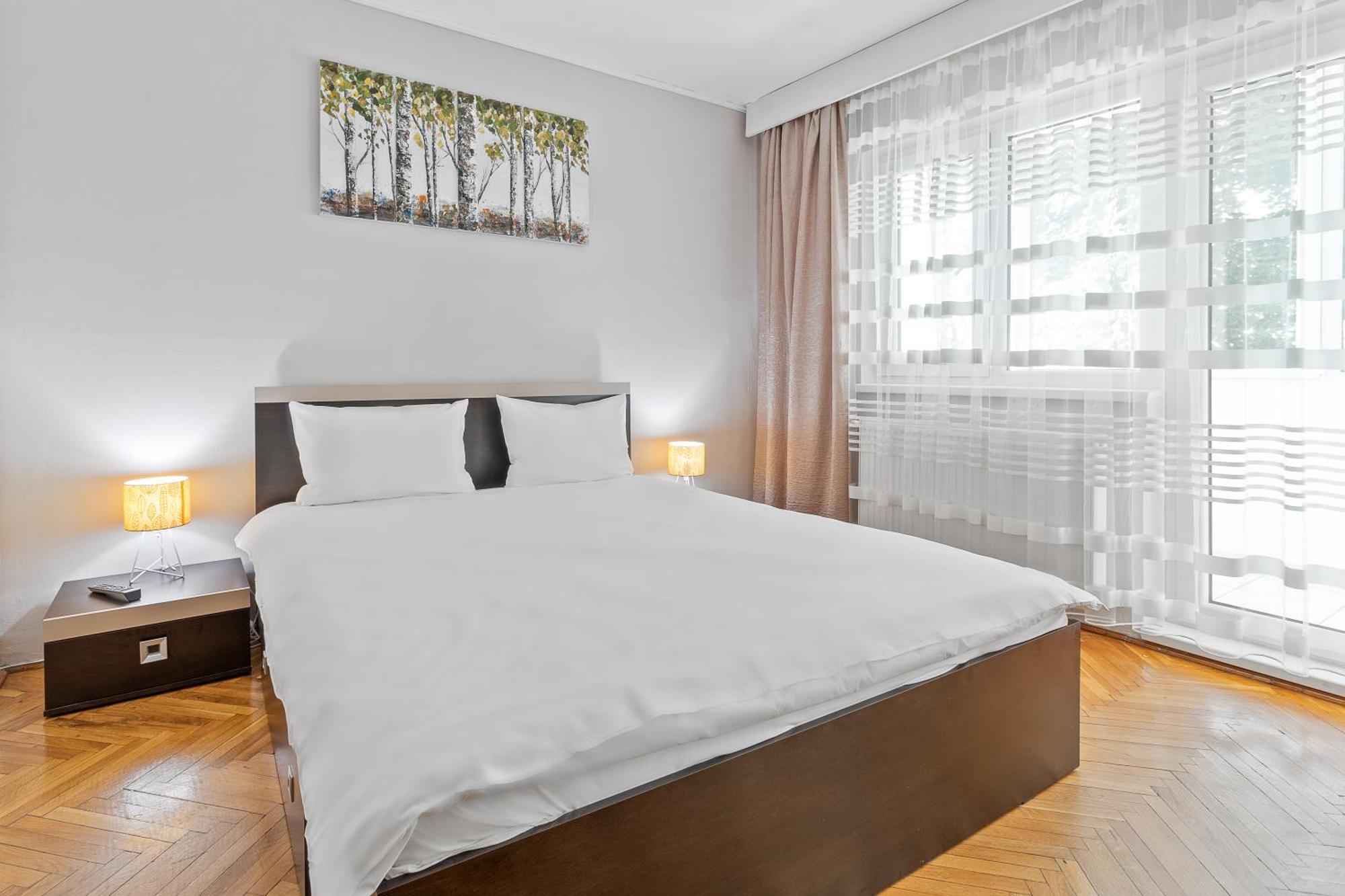 Apartament Helena Oradea Buitenkant foto