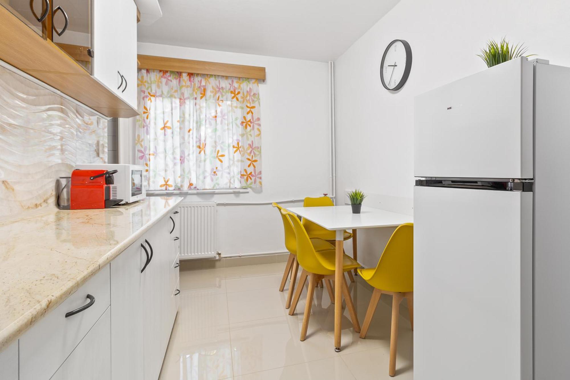 Apartament Helena Oradea Buitenkant foto